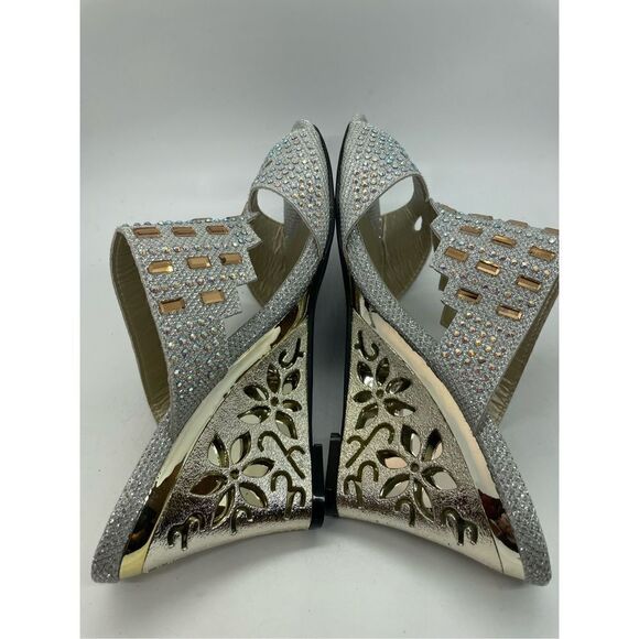 John Fashion Women's Silver Rhinestone Beaded Open Toe Wedge Heel Size 7 - Picture 6 of 11